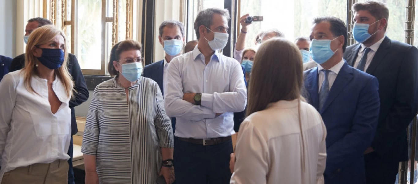 Κ.Μητσοτάκης: «Υπάρχει χαλάρωση στα μέτρα» - Υποσχέσεις στον τουριστικό κλάδο από το... Ταμείο Ανάκαμψης